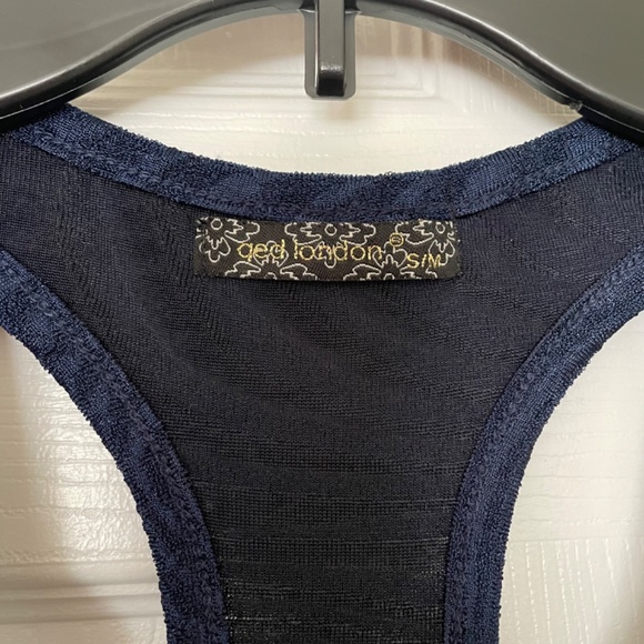 Dress - Picture 6 of 7